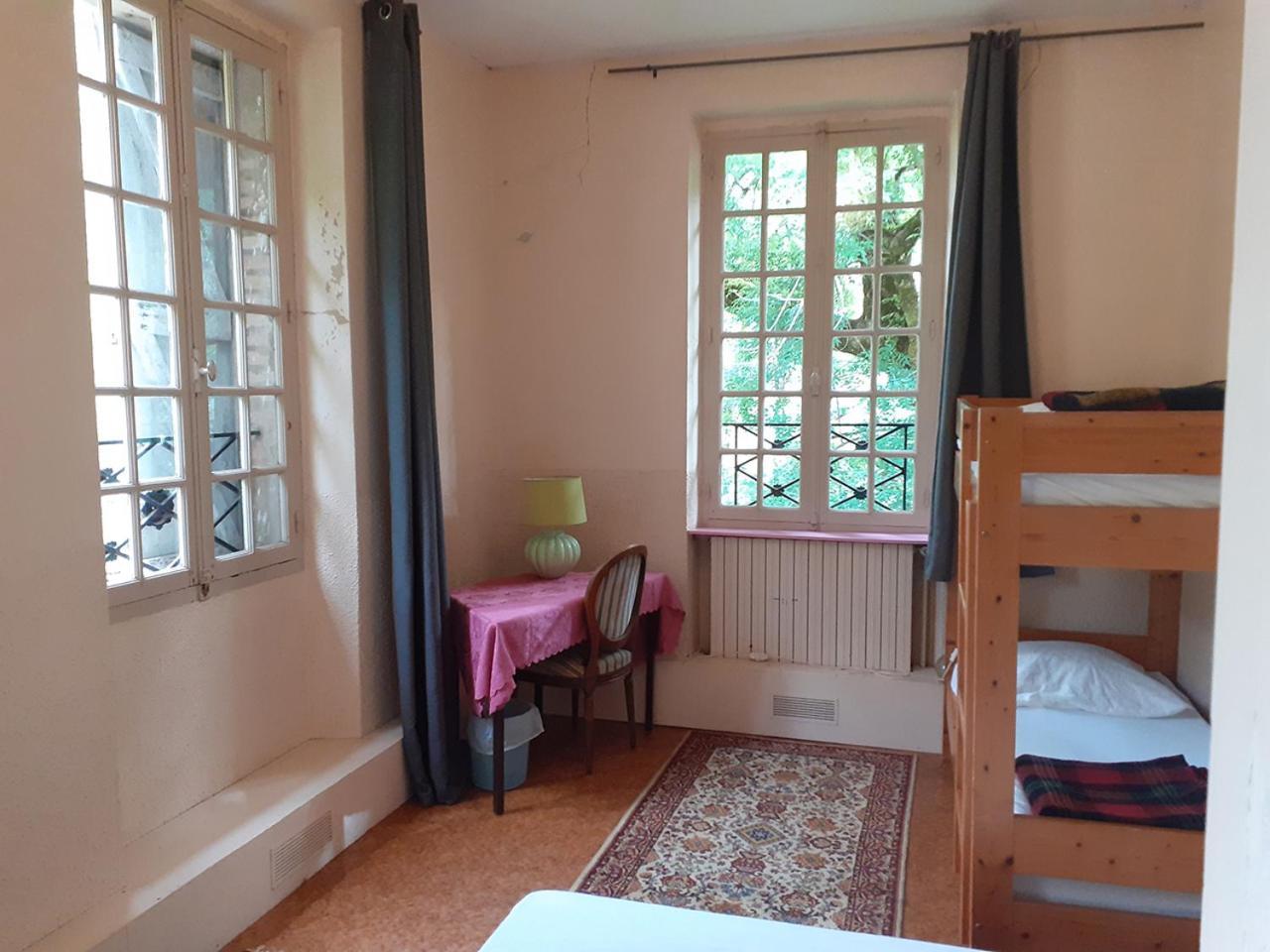Le Moulin De Saleth Hotell Saint-Antonin Rom bilde