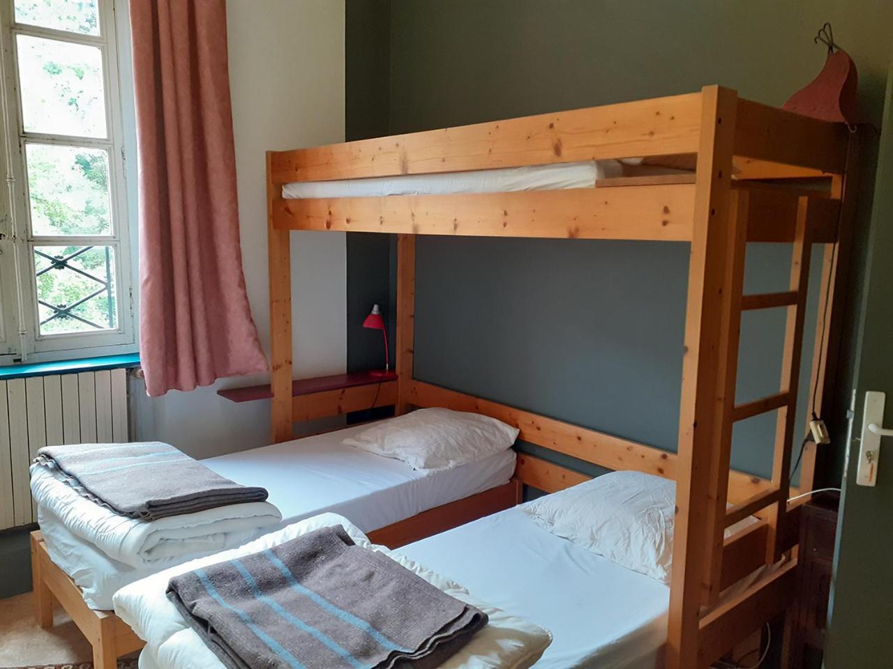 Le Moulin De Saleth Hotell Saint-Antonin Rom bilde